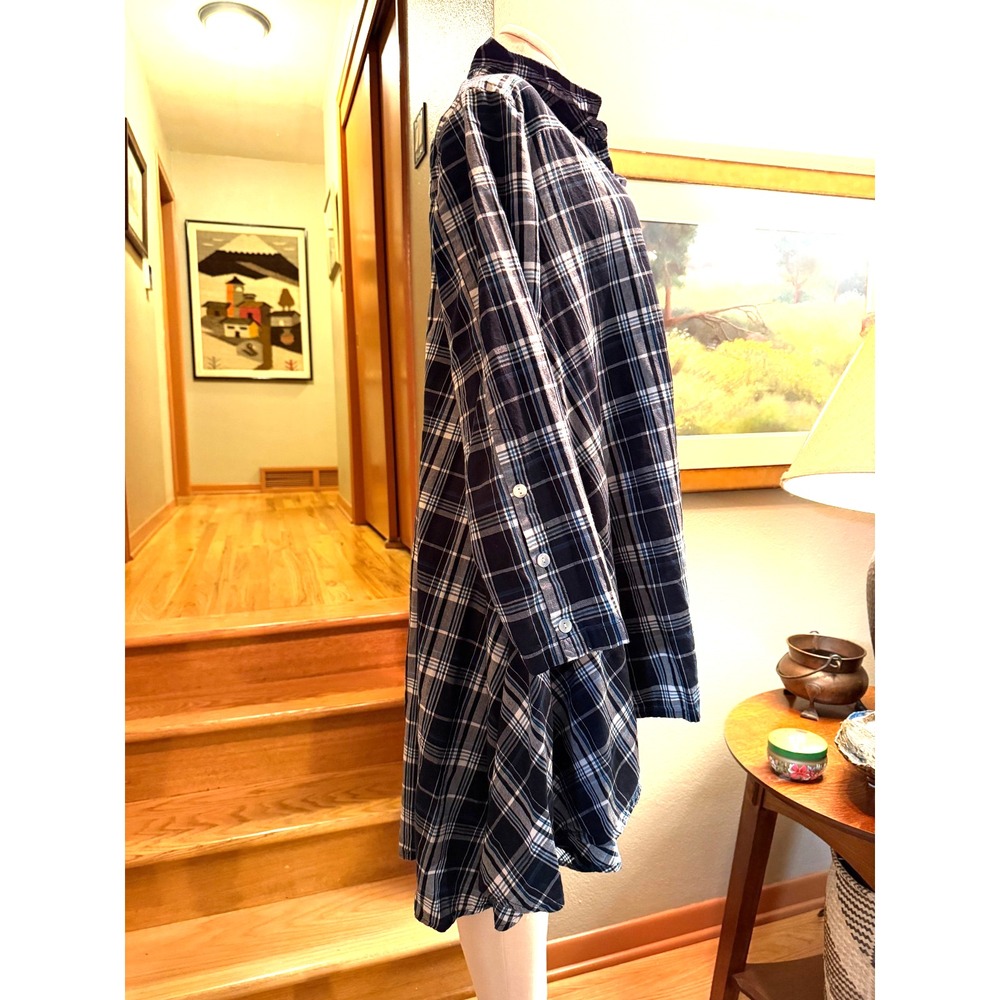 Extra large plaid button up flair shirt by Tulip - Picture 4 of 16